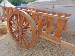 На саратовском фестивале Укек рассказывают о средневековых пытках и дерутся на мечах