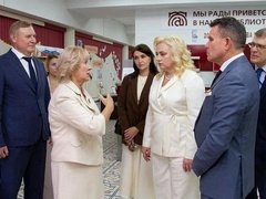 Замглавы Минкультуры РФ осмотрела библиотеку в Саратове