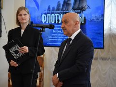 Флоту быть!: в Саратове открыли выставку с картинами Айвазовского и ботиком Петра I
