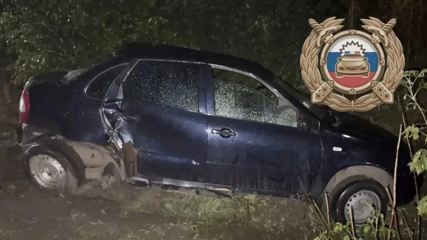 В Саратовской области женщина погибла в ДТП со столбом