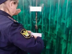 У предпринимательницы опечатали палатку с овощами из-за нелегального мигранта