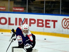 Хоккеисты Кристалла дома победили ЦСК ВВС