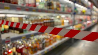 В пятницу саратовцам не продадут алкоголь в магазинах