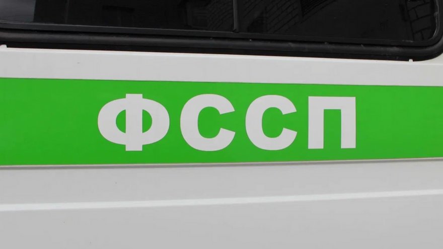 Саратовского пристава обвинили в помощи взяточнику-должнику