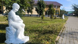 В Петровске отреставрировали скульптуры советского времени