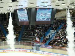 Саратовский Кристалл забросил Барсу 7 шайб и победил в домашнем матче