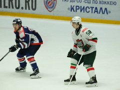 Саратовский Кристалл забросил Барсу 7 шайб и победил в домашнем матче