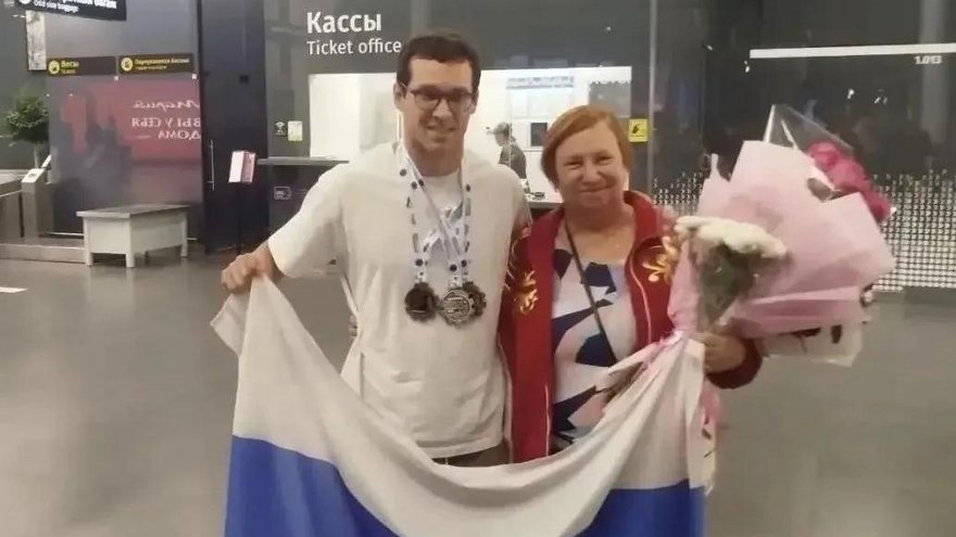 Пловец Тарасов привез в Саратов три медали с чемпионата Европы