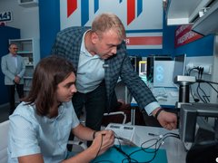 Центр НПП Алмаз в Политехе начал практическую подготовку инженеров