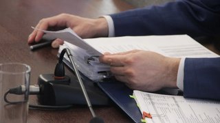 В Саратовской области ввели льготы для пострадавшего от атак БПЛА бизнеса