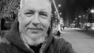 Скончался саратовский политолог Дмитрий Олейник
