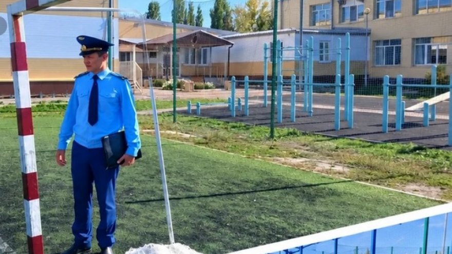 Шестикласснице потребовалась помощь врачей после урока физкультуры