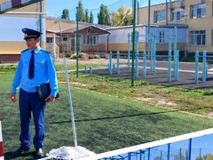 Шестикласснице потребовалась помощь врачей после урока физкультуры