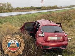 Пассажирка перевернувшейся подо Ртищевом иномарки умерла в неотложке