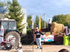 Коровы сорвали конкурс красоты в Саратовской области