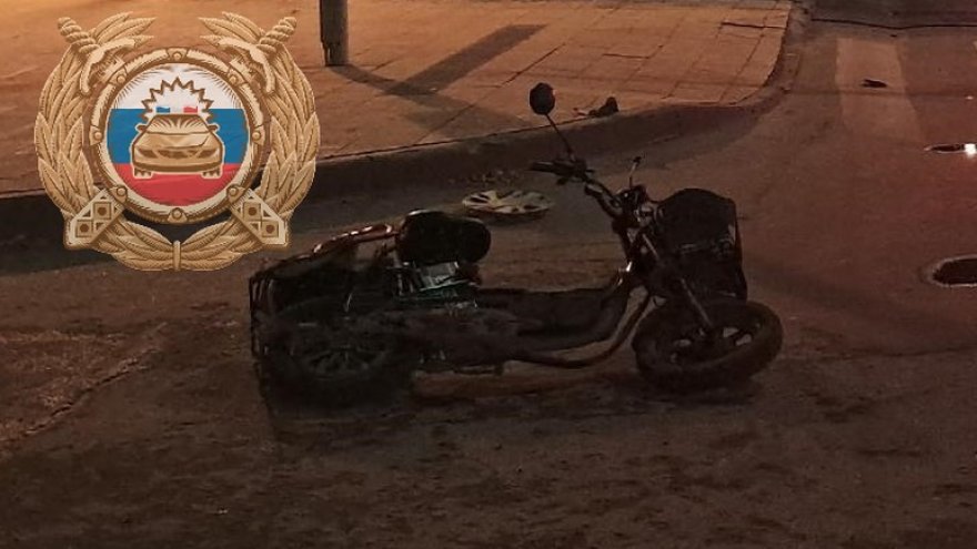 В Саратове сбили двух прохожих и электросамокатчика