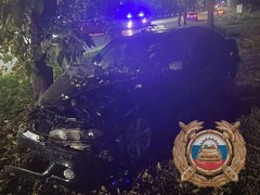 В Балакове женщина-водитель пострадала в столкновении легковушек