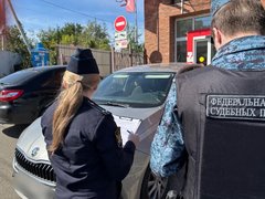 Саратовчанка едва не лишилась иномарки из-за 86 штрафов за нарушения ПДД