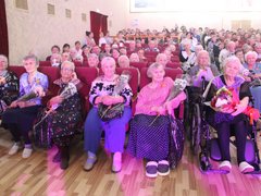 В Международный День пожилого человека в Энгельсском доме-интернате чествовали долгожителей и ветеранов