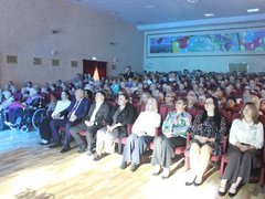 В Международный День пожилого человека в Энгельсском доме-интернате чествовали долгожителей и ветеранов