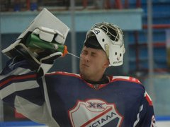 Саратовский Кристалл дома уступил Норильску в буллитах