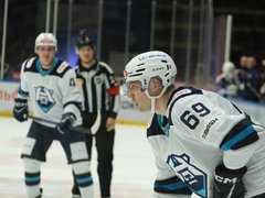 Саратовский Кристалл дома уступил Норильску в буллитах