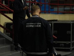 Саратовский Кристалл дома уступил Норильску в буллитах