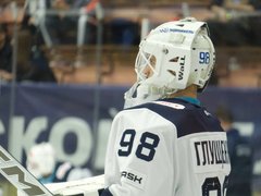 Саратовский Кристалл дома уступил Норильску в буллитах
