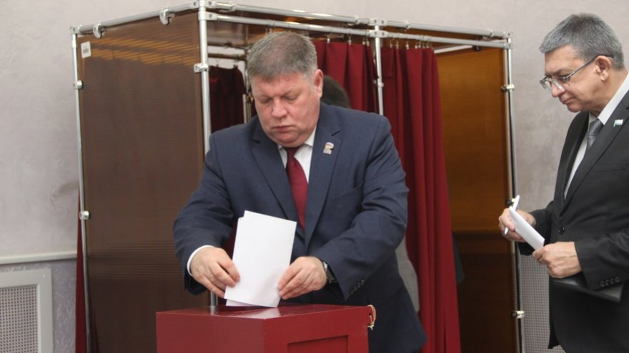 Бывший вице-губернатор Михаил Орлов возглавил гордуму Саратова