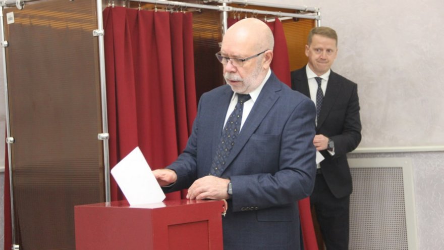 Бывший вице-губернатор Михаил Орлов возглавил гордуму Саратова