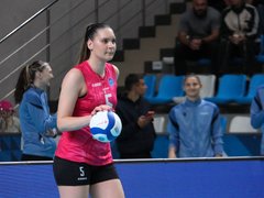 Саратовский Протон начал сезон с поражения от Енисея