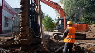 Губернатор анонсировал выделение 300 млн на ремонт коллектора в Энгельсе в 2027 году