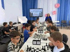 Саратовский губернатор пообещал премии наставникам победителей и призеров детского шахматного турнира