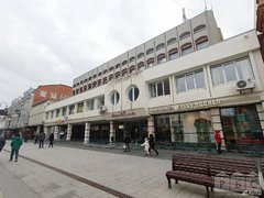 На проспекте Столыпина продают здание под бизнес за 61 млн