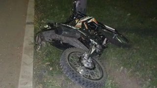 Под Саратовом мотоциклист насмерть разбился о столб