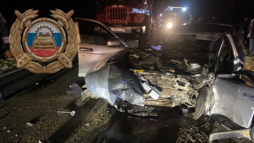 В ДТП в Саратовской области один человек погиб и четверо пострадали