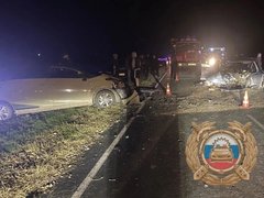 В ДТП в Саратовской области один человек погиб и четверо пострадали