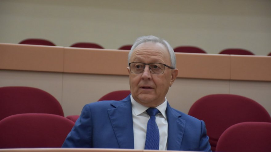 Сергей Гладков ушел из Саратовской областной думы