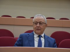 Сергей Гладков ушел из Саратовской областной думы