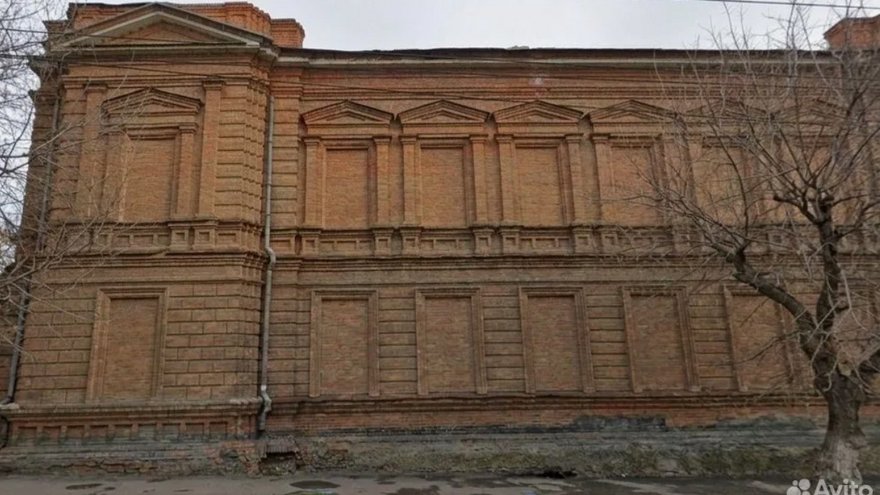 За 25 млн продают фирму с арендой складов Рейнеке в Саратове на 25 лет