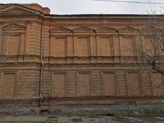 За 25 млн продают фирму с арендой складов Рейнеке в Саратове на 25 лет