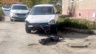 Лада сбила 10-летнюю девочку на электросамокате
