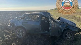 Водитель пострадал при опрокидывании девятки на саратовской трассе