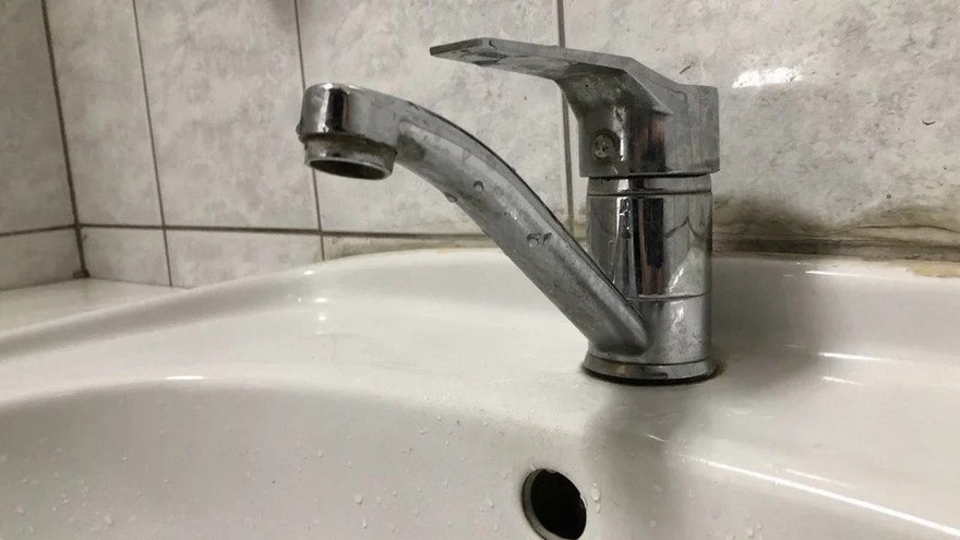 В Октябрьском районе Саратова на 18 часов отключат воду