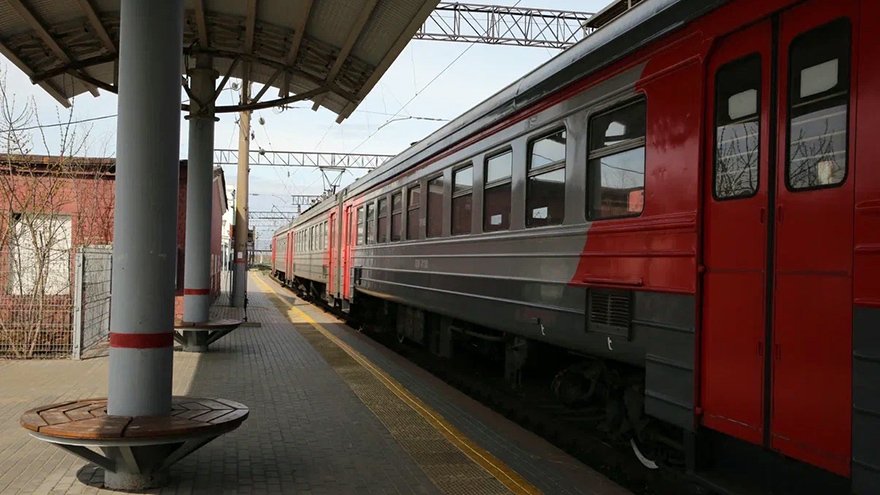На железнодорожном въезде в Саратов появилась остановка Земледелие