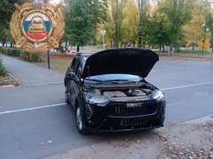 В Балакове Haval опрокинулся после столкновения с Mitsubishi