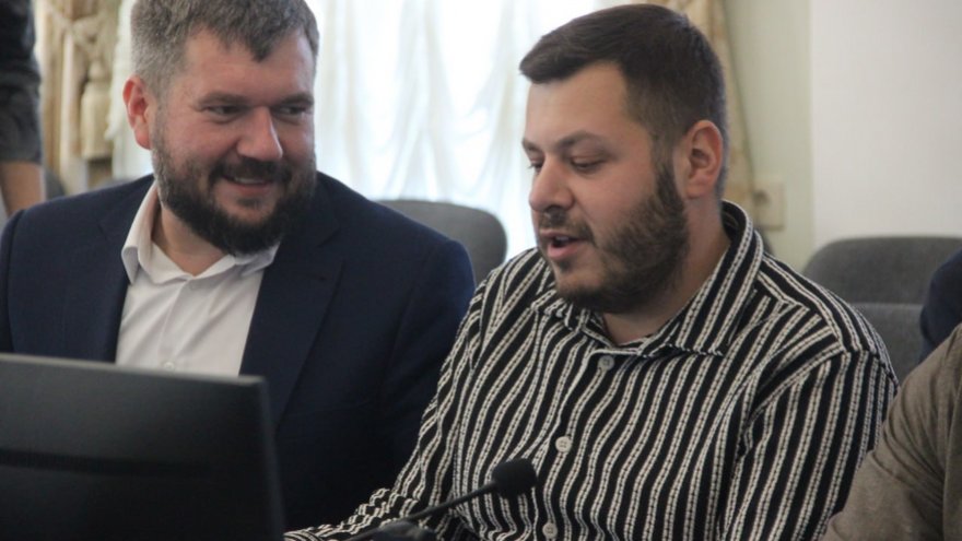 Саратовский депутат в день рождения стал зампредом комитета