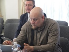 Саратовский депутат в день рождения стал зампредом комитета