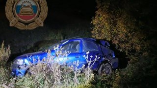 Водитель погиб при опрокидывании иномарки в поле под Пугачевом