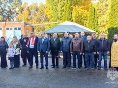 В Саратове открыли мемориальную доску в честь погибшего на СВО пожарного